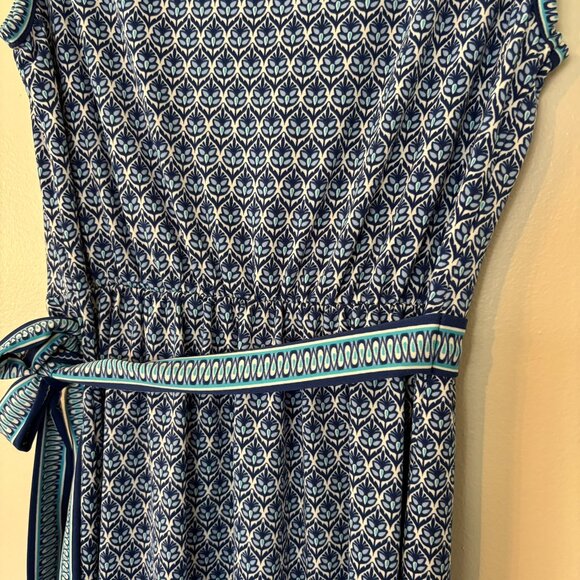 Max Studio Sleeveless Blue and White Print Stretch Wrap Dress, Size XS - Picture 3 of 13